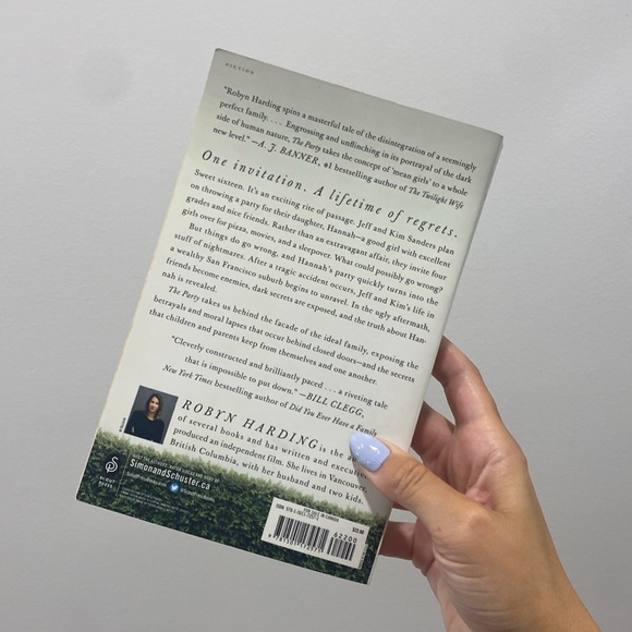 Book x The Party - Robyn Harding - Picture 2 of 2